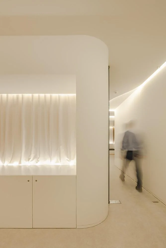 LMR Clinic, Lisbon